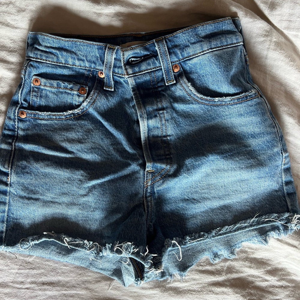 Levi’s High-Rise Cut-off Jean Shorts 24